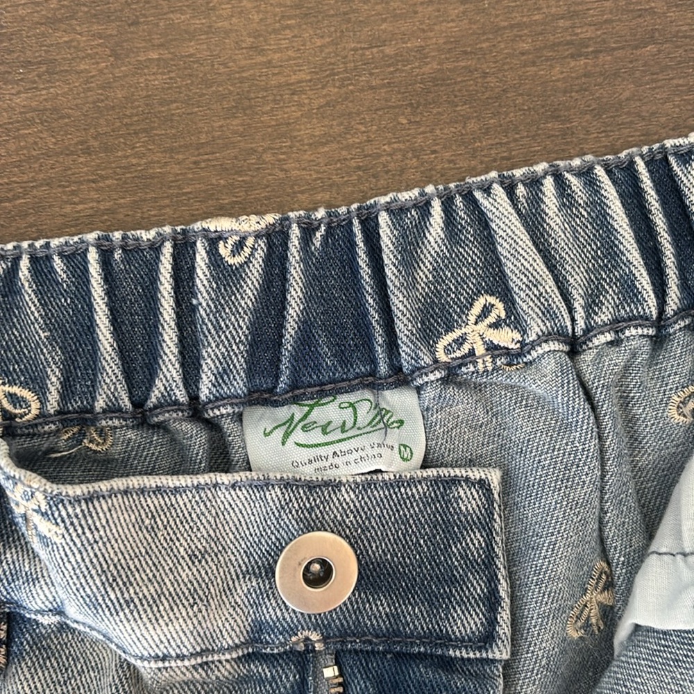 Denim Embroidered Bows Skirt - Picture 4 of 6